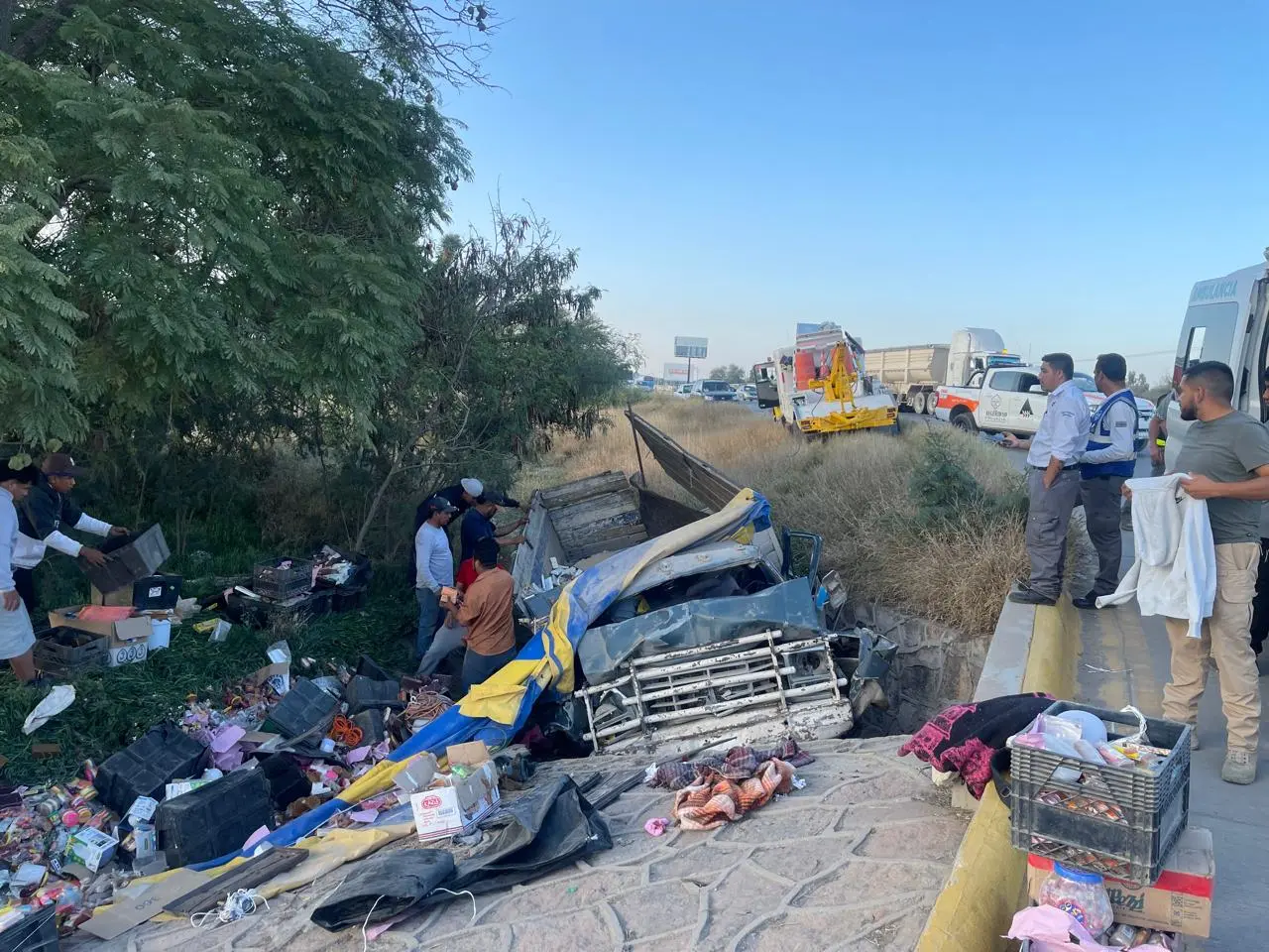 Accidente vial en Carretera 57 deja tres personas heridas