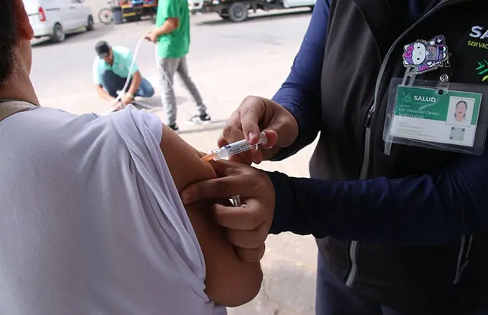 Extienden campaña de vacunación en Soledad y la capital potosina