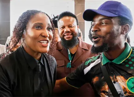 Acusan a hija de expresidente sudafricano de reclutar hombres para guerra en Rusia-Ucrania