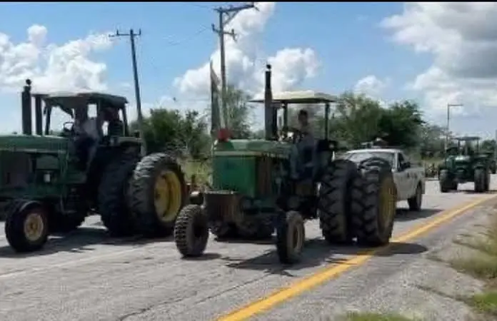 Bloqueos carreteros desde las 7 de la mañana