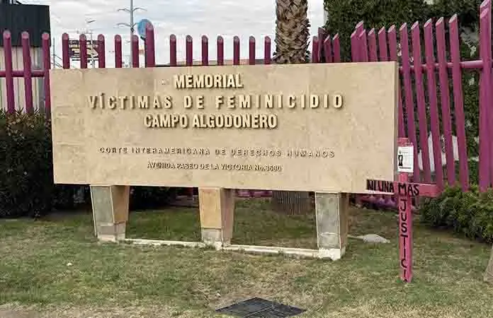 Memorial honra lucha vs. feminicidios