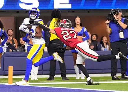 Rams vencen por paliza a Buccaneers