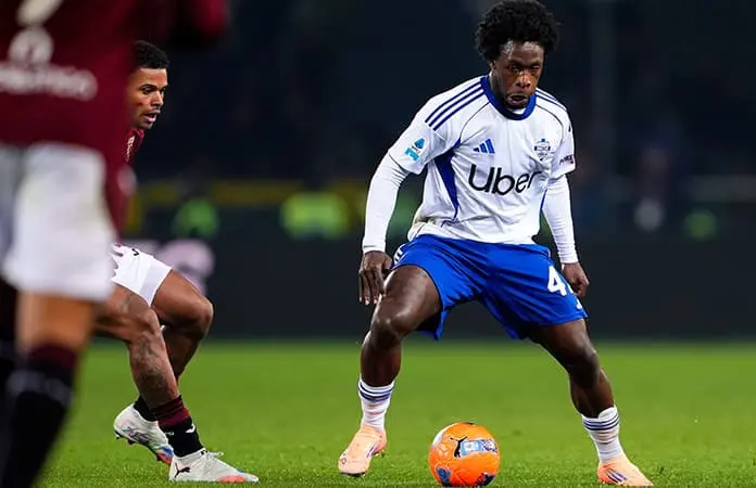 Golea el Como 5-1 al Torino en la Serie A