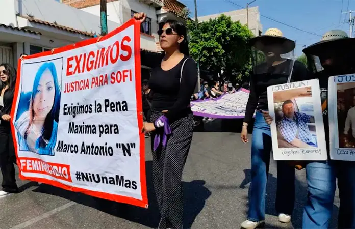Marchas en México por Día Internacional de Eliminación de Violencia contra Mujeres