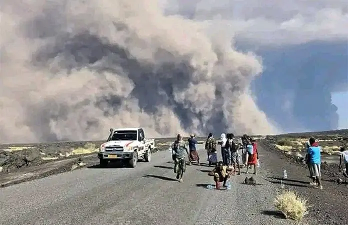 Volcán entra en erupción en Etiopía