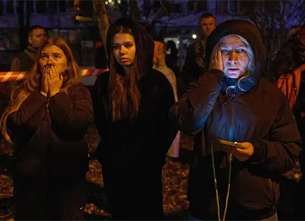 “Ajusta” Trump su plan de paz