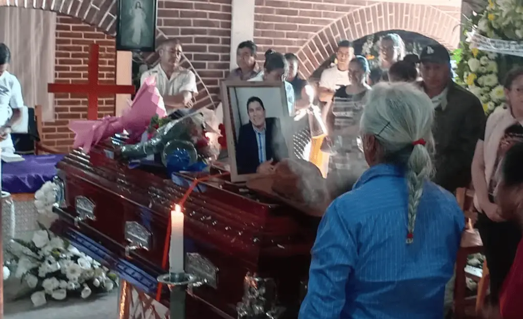 Conmoción por asesinato de Carlos Mezhua en Veracruz