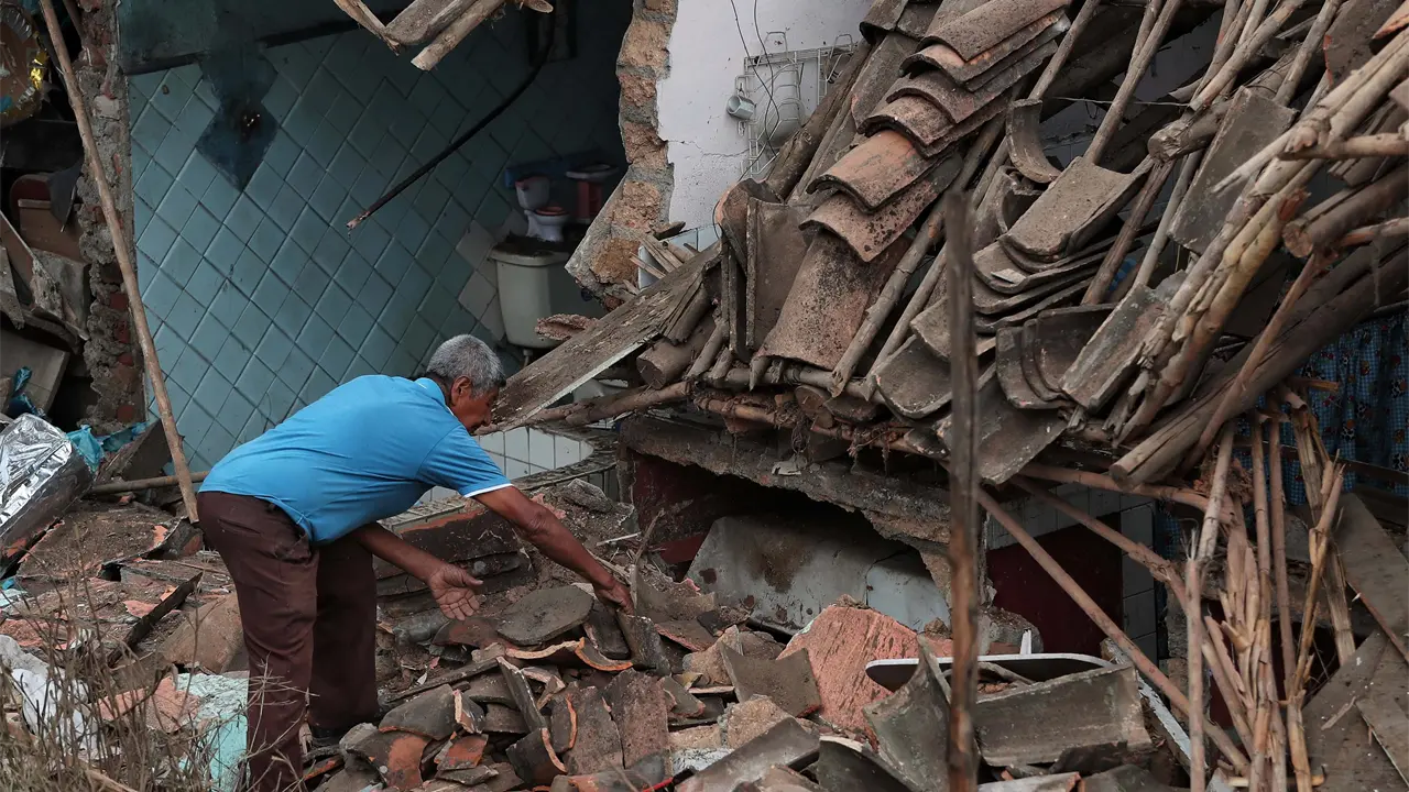 Controversia en Colombia por Acuerdo de Paz: Disidencias FARC y Gobierno Petro