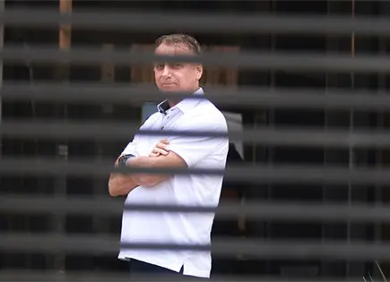 Inicia Jair Bolsonaro su condena de 27 años