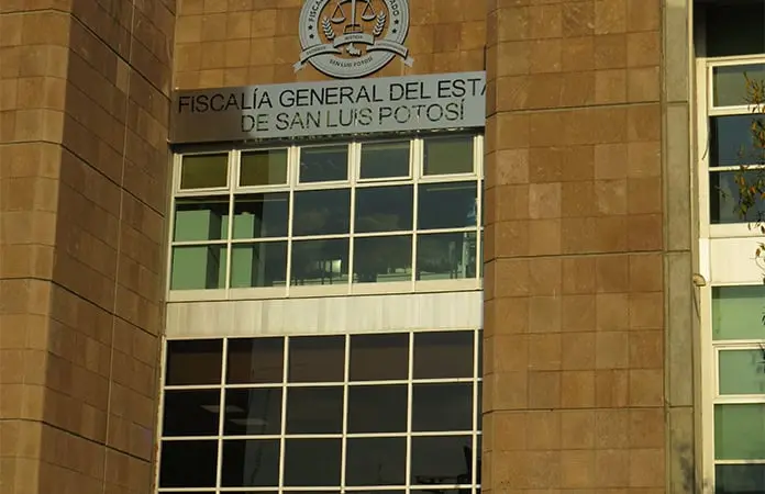 Investigan difusión de video de detenido