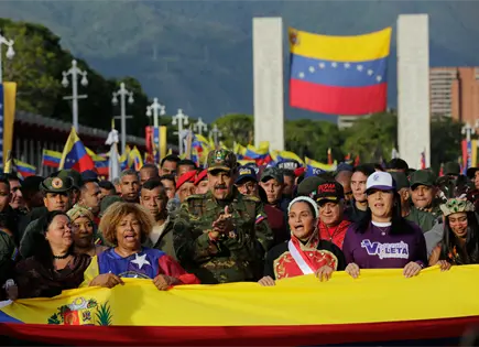 Marcha Antiimperialista en Caracas: Seguidores de Maduro Apoyan Gestas Independentistas