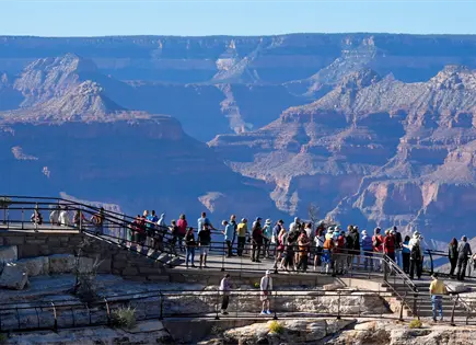 Turistas extranjeros pagarán más por visitar Parques Nacionales de Estados Unidos Turistas extranjeros pagarán más por visitar Parques Nacionales de Estados Unidos