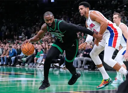 Celtics de Boston derrotan a los Pistons y rompen récord histórico Celtics de Boston derrotan a los Pistons y rompen récord histórico