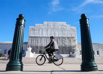 Corte Suprema de Estados Unidos aplaza decisión sobre despido de Shira Perlmutter