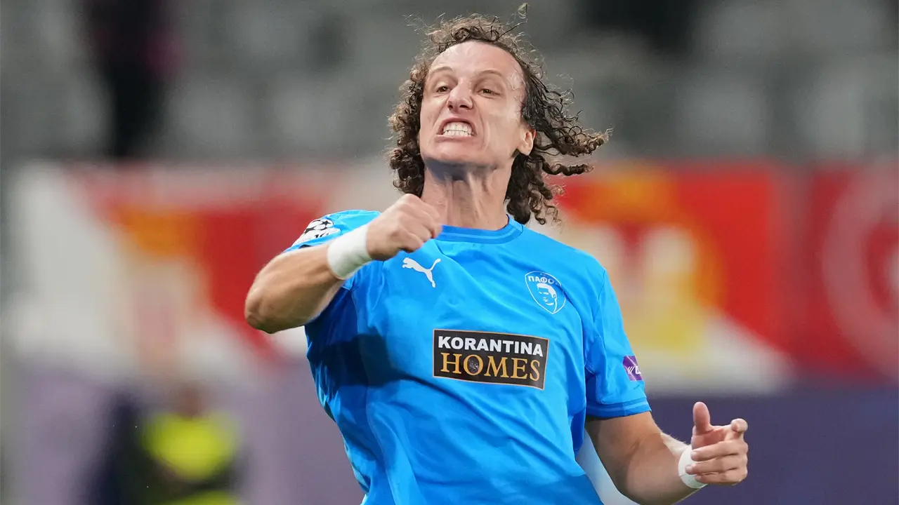 David Luiz marca su primer gol en la Liga de Campeones en ocho años