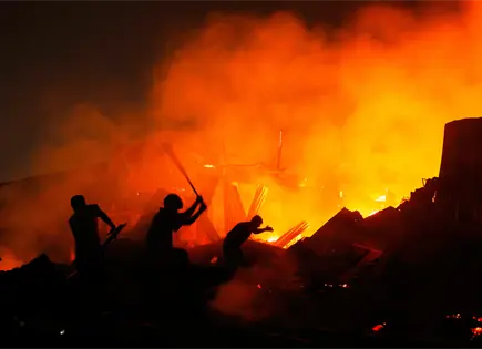 Incendio en Bangladesh destruye 1,500 chozas en Daca Incendio en Bangladesh destruye 1,500 chozas en Daca