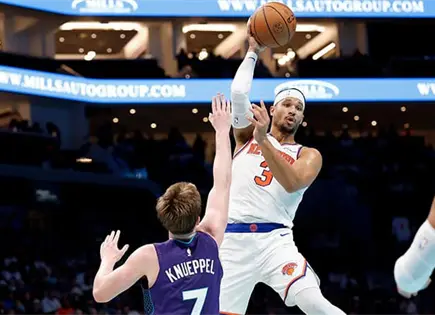 Knicks aplastan a los Hornets