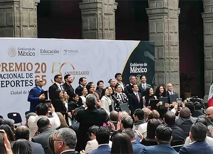 Claudia Sheinbaum entrega el Premio Nacional del Deporte 2025