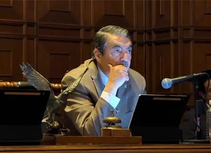 Consejo Técnico de Derecho retrasa elección de su director