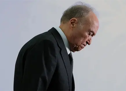 Cuestionan falta de transparencia en renuncia de Gertz Manero