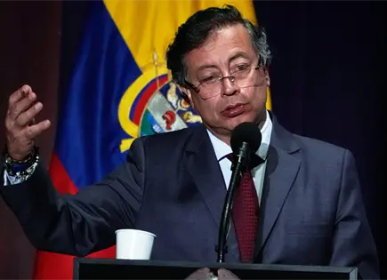 Petro rechaza dichos de Trump sobre posibles ataques, pide que no amenace Petro rechaza dichos de Trump sobre posibles ataques, pide que no amenace