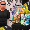Mujer robaba dulces y ropa de tienda Walmart