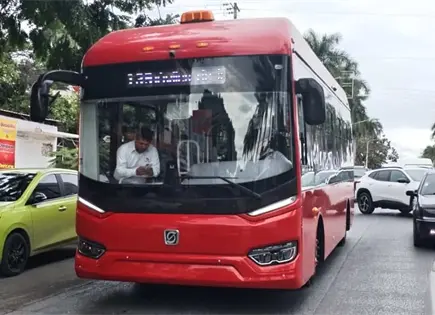 Prueban transporte colectivo eléctrico en Ciudad Valles 