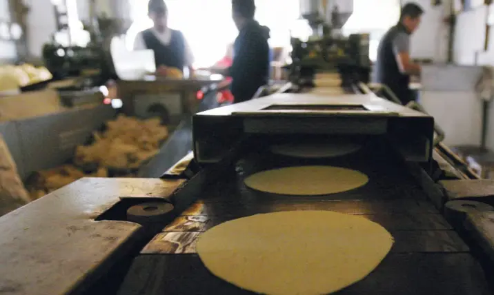 Publican estándar para certificar a operadores de tortillerías