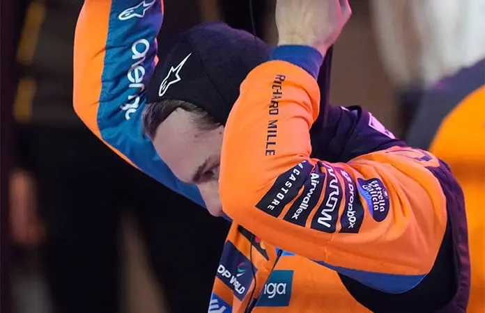 Piastri logra la pole para el sprint del GP de Qatar