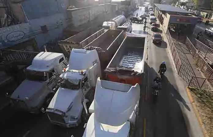 Se disparó con AMLO asalto al autotransporte