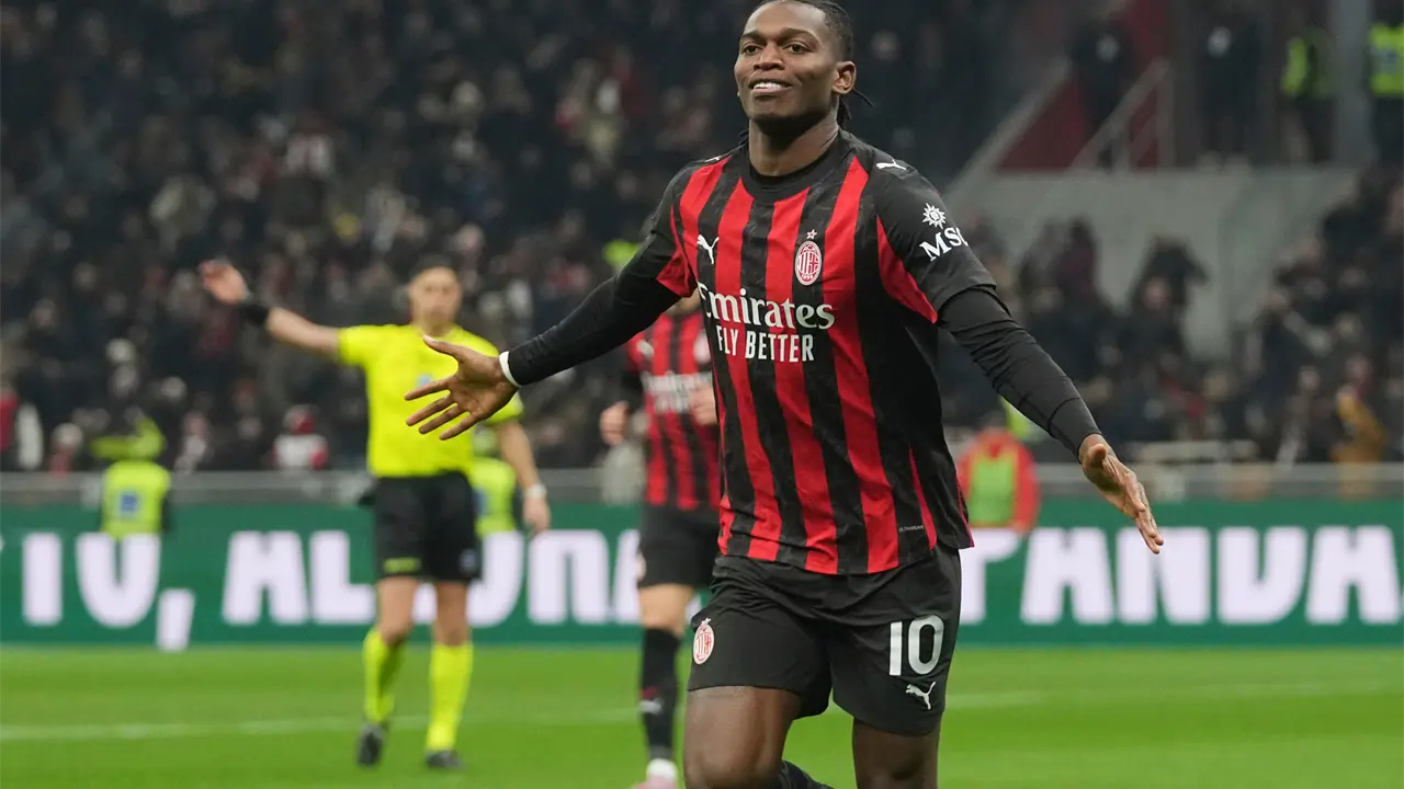 AC Milan lidera la Serie A tras vencer al Lazio