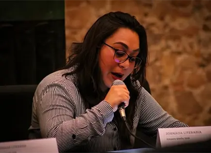 Conferencia Amparo Dávila Conferencia Amparo Dávila