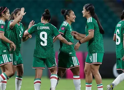 Demoledor inicio de México Femenil