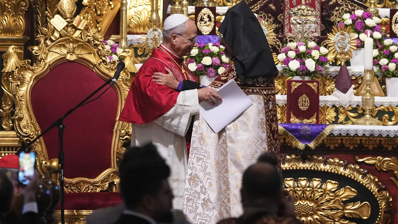 El papa León XIV desafía a políticos en Líbano a ser pacificadores