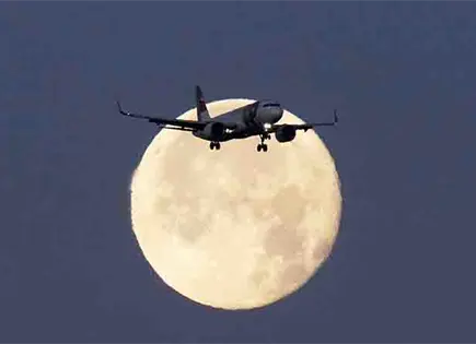 Grupos aeroportuarios en México reportan caída en junio por menos turistas Grupos aeroportuarios en México reportan caída en junio por menos turistas