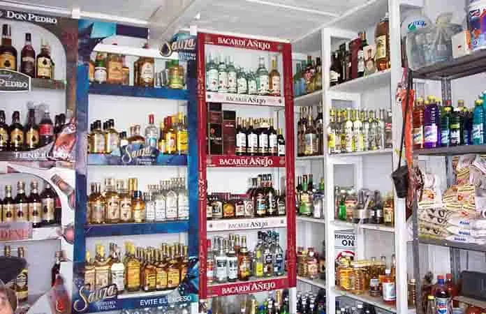 Estado recorta trámites y requisitos para licencias de alcohol