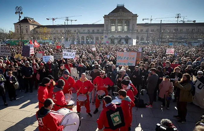 Croatas protestaron en marcha contra fascismo