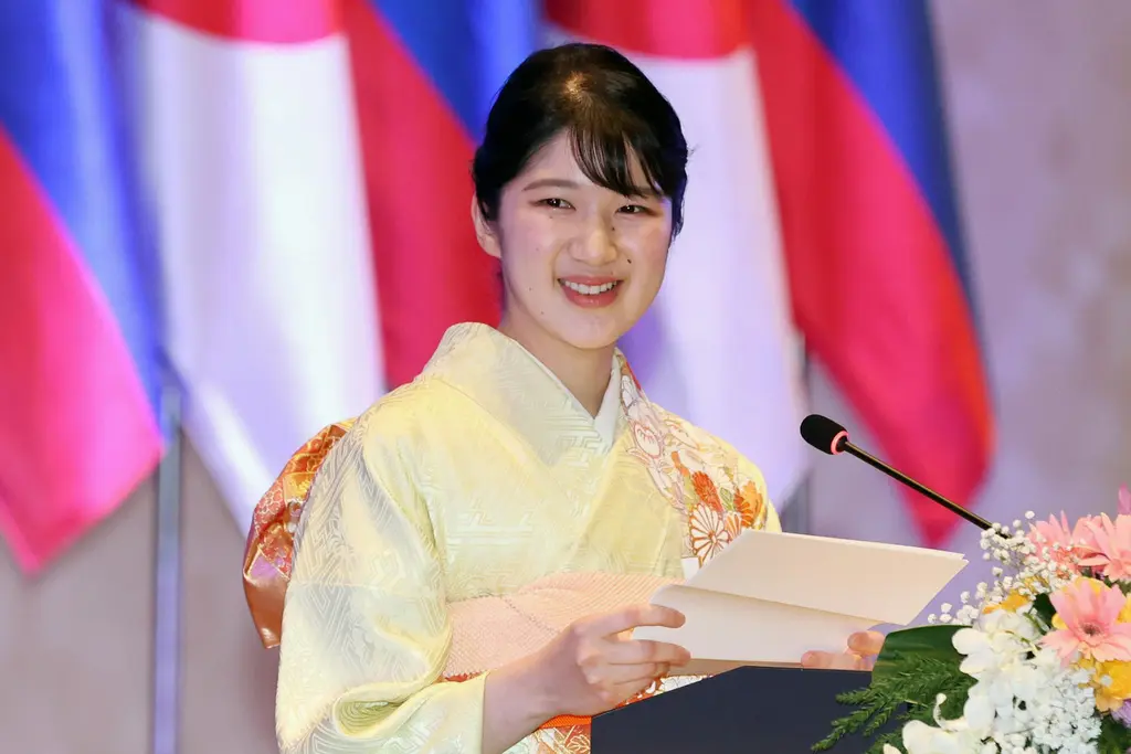 Debate en Japón por la futura monarca: Princesa Aiko en el centro