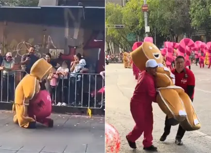 Desfile Navideño en CDMX: botarga de muñeco de Jengibre se desvanece