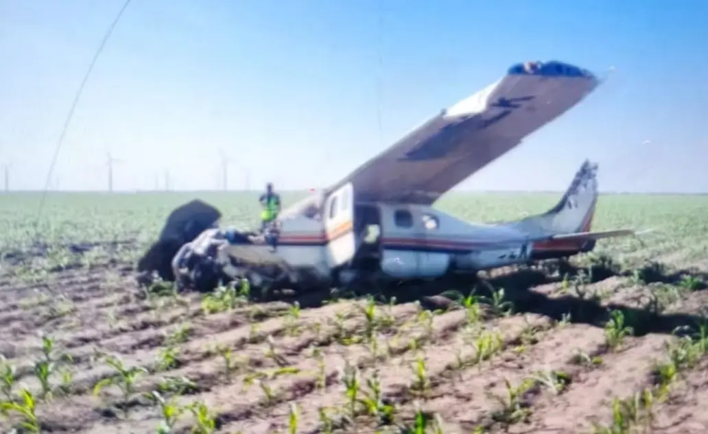 Dos heridos en accidente de avioneta agrícola en Veracruz