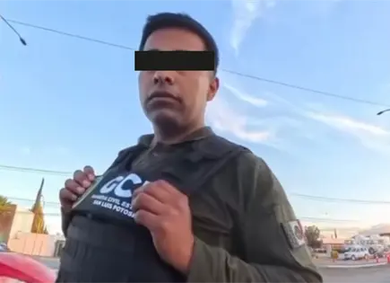 Separan del cargo a elementos de la GCE exhibidos en video