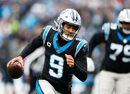 Panthers de Carolina vencen a los Rams y rompen racha de victorias