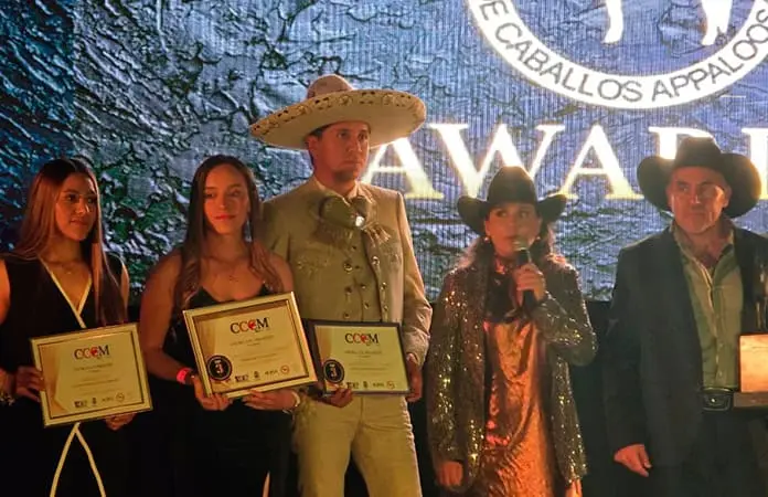 Reconocen a lo mejor del Cuarto de Milla