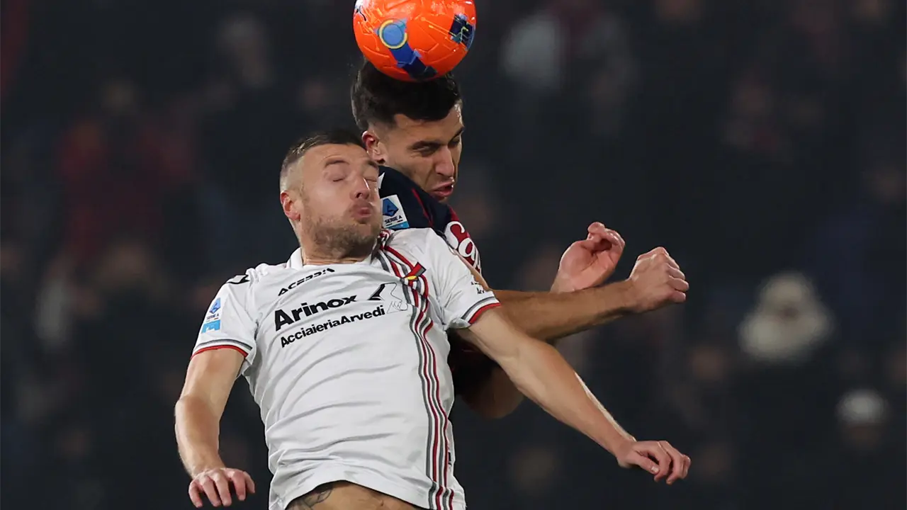 Bolonia cae ante Cremonese con doblete de Jamie Vardy