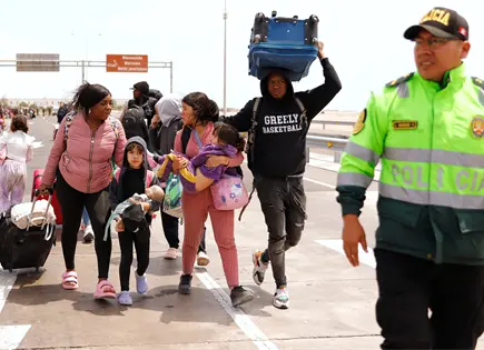 Chile y Perú Acuerdan Cooperación Policial para Enfrentar Migración en Frontera