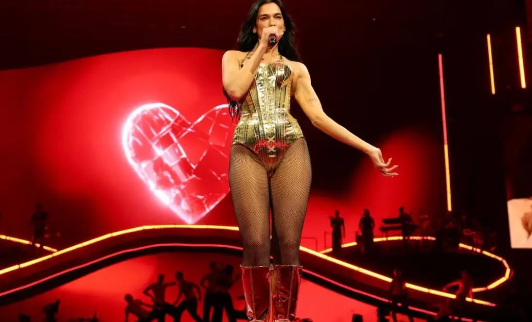 Dua Lipa enloquece CDMX con "Bésame mucho" y una noche para el recuerdo