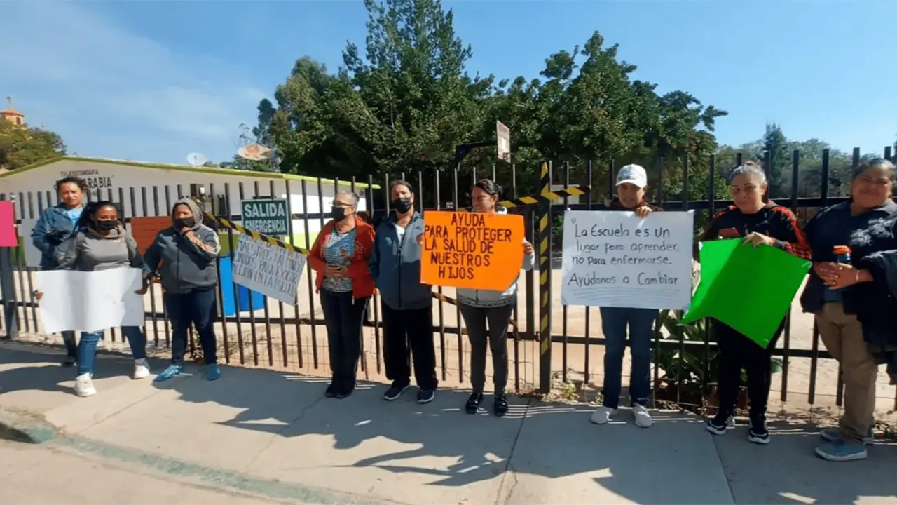 Protesta obliga a SEGE a atender crisis en telesecundaria