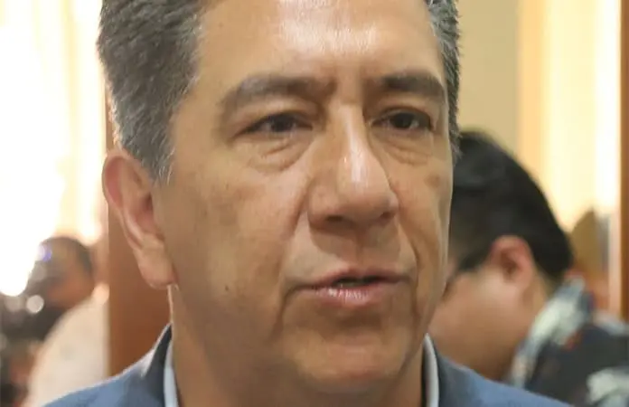 Reformarían leyes para dar estabilidad laboral a Bomberos