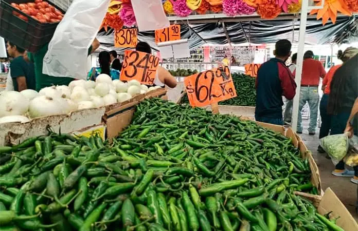 Se dispara el costo de verduras básicas