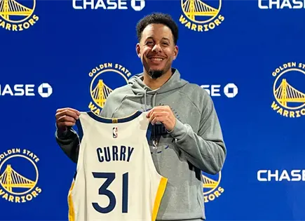Seth Curry vuelve a los Warriors para reunirse con Stephen Curry